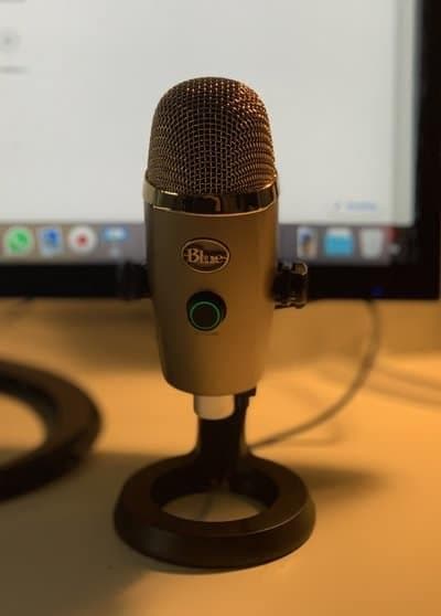 Vinkit verkkokurssin tekemiseen Yeti nano mikrofoni